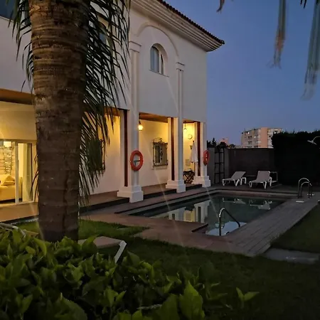 Hotel La Luna Blanca 2*