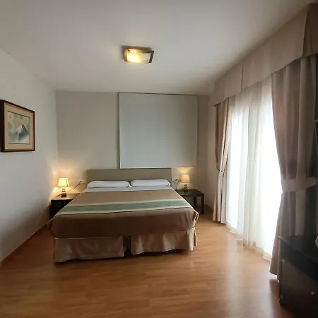 La Luna Blanca Hotell Torremolinos