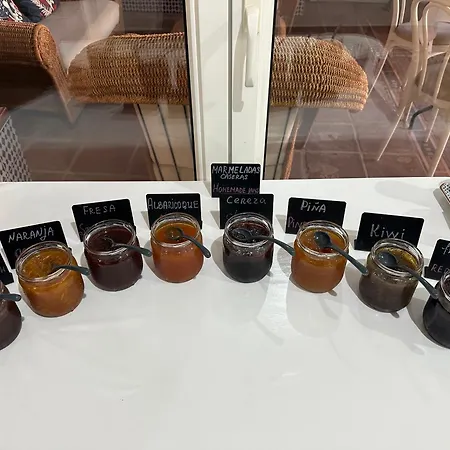 La Luna Blanca Hotel