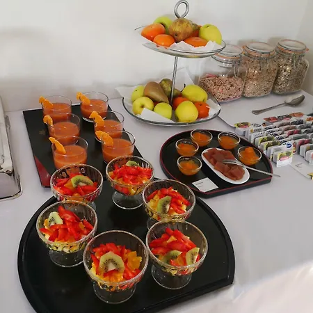 Hotel La Luna Blanca 2*